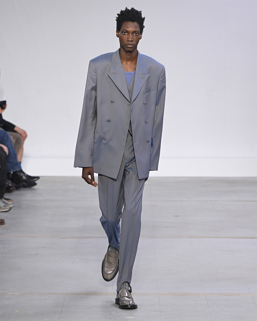 Paul Smith Fall 2025 Men's Fashion Show | The Impression