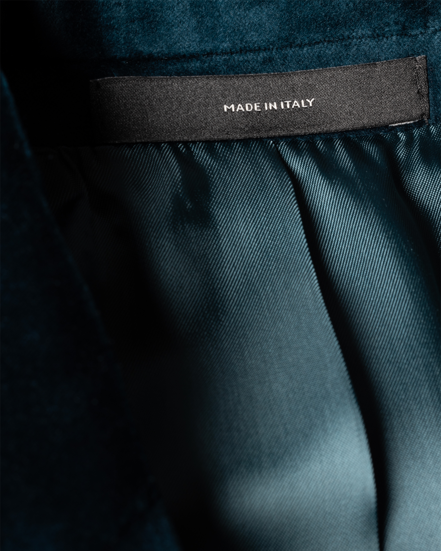 The Soho - Tailored-Fit Navy Velvet Blazer