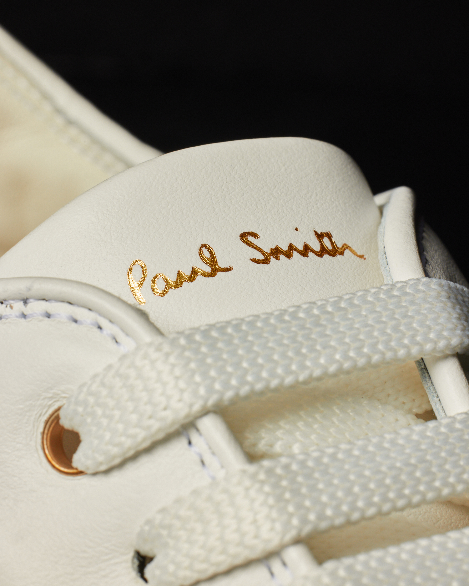 Men's White 'Basso' Trainers with 'Signature Stripe'