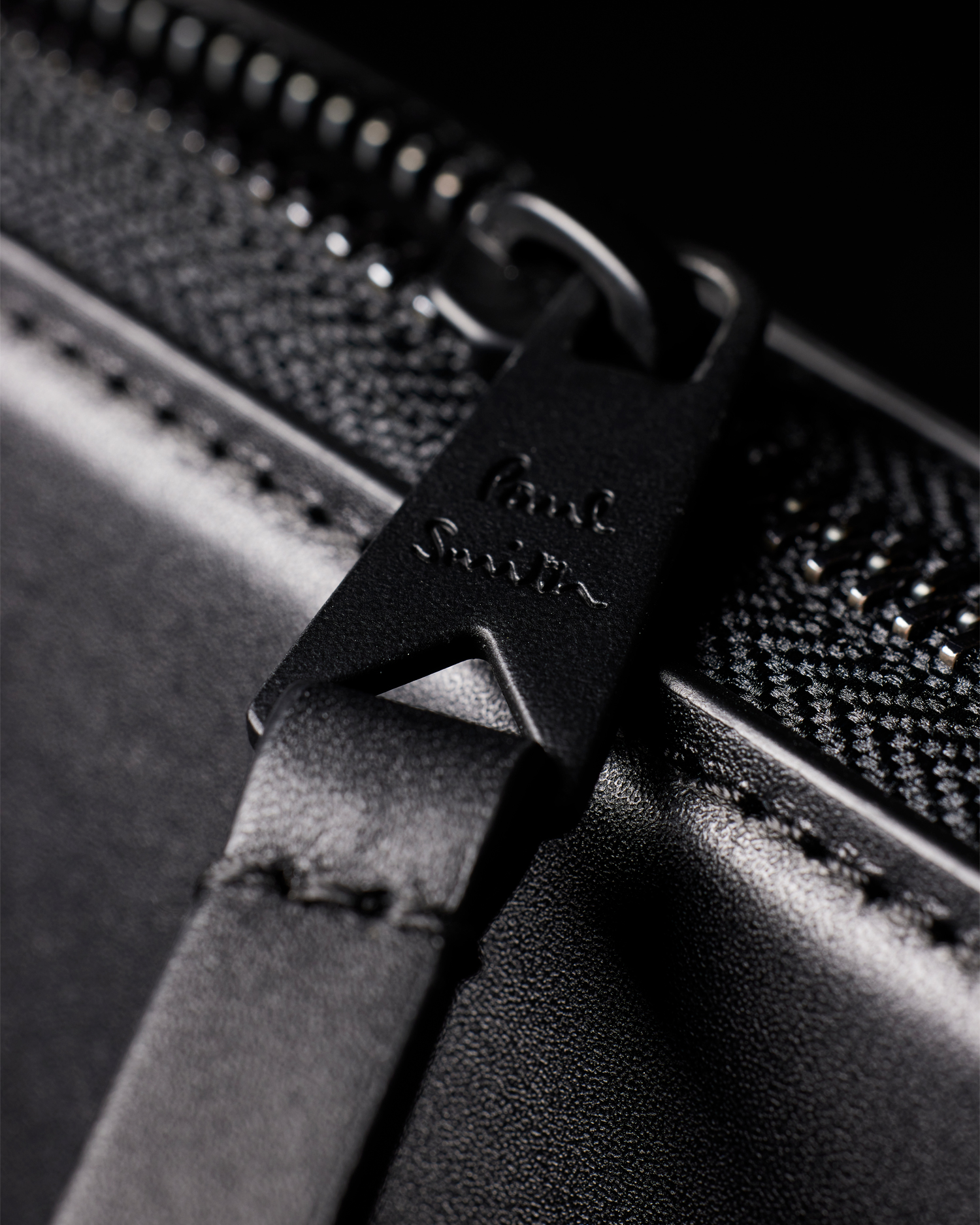 Black Straw-Grain Embossed Leather Laptop Case