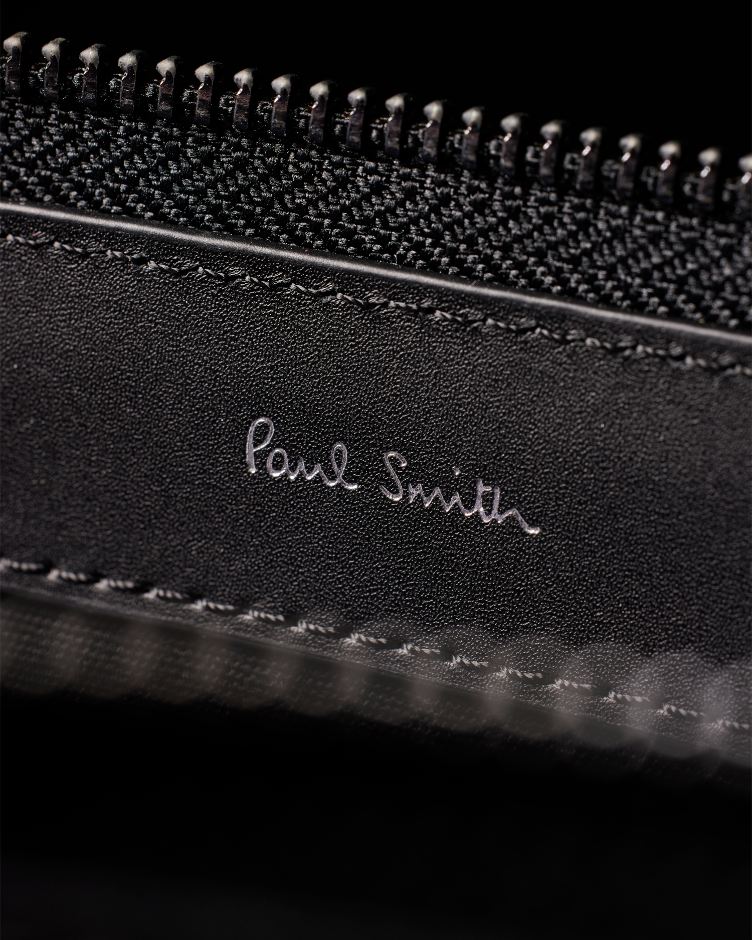 Black Straw-Grain Embossed Leather Laptop Case